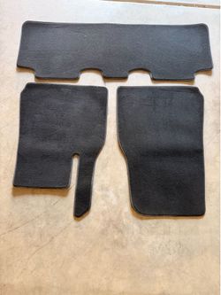 Tesla Model Y 2020-2024 Carpet Interior Mats