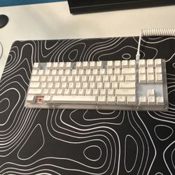 Womier 87 keyboard