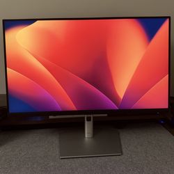 Dell P2723D 27” QHD (2560x1440) IPS Monitor – USB-C / DisplayPort – Excellent Condition