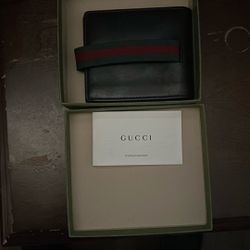 gucci walllet