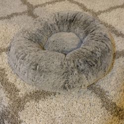 Soft Faux Fur Donut Pet Bed