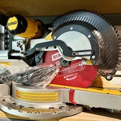 DeWalt DWS779 12”  Miter Saw + Diablo 96T Blade (All Like New) 