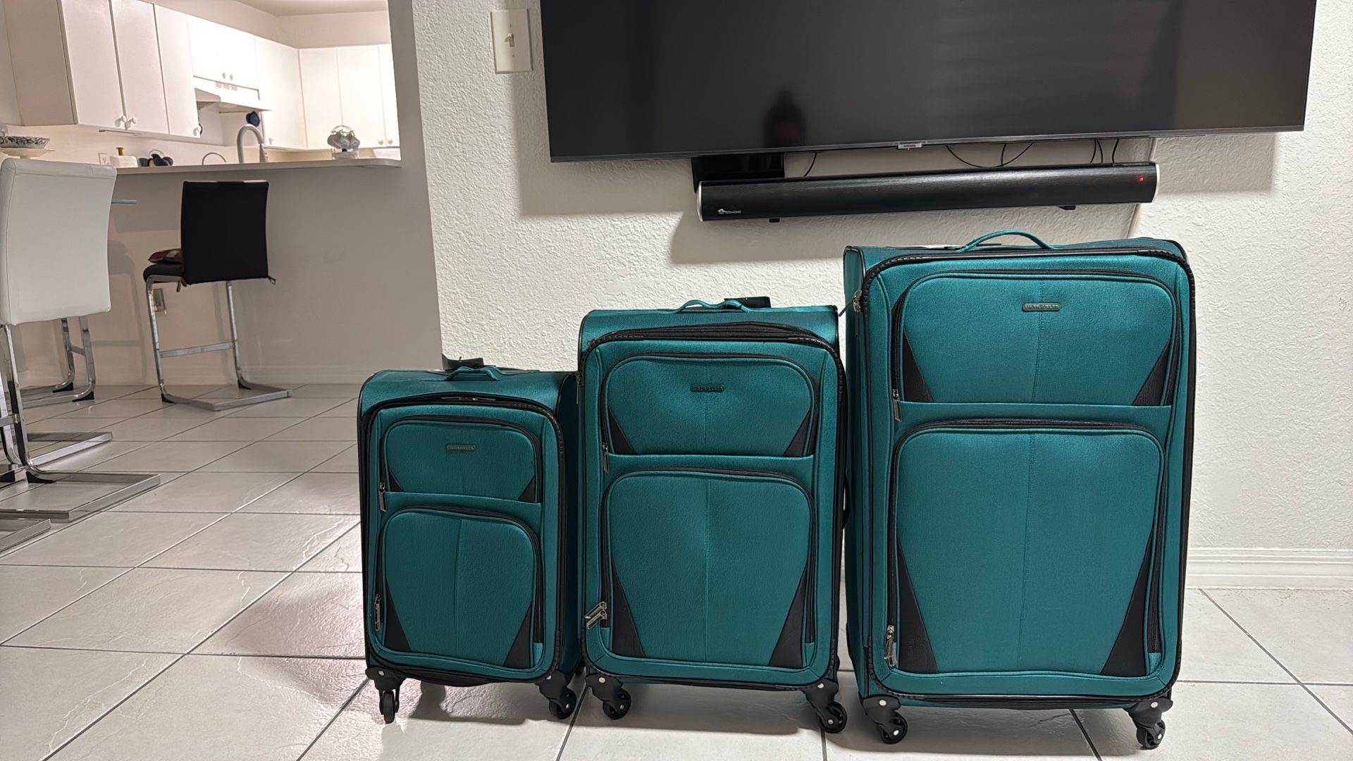 Juego de 3 Maletas Completamente Nuevas (no Usadas)