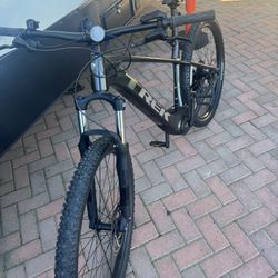 Trek Marline Ebike