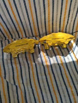 Four piston Porsche calipers Brembo