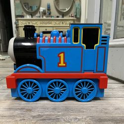 Thomas & Friends Thomas Train Case and Storage for Die cast Ca