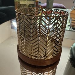 LOT of 4 Bath & Body Works Decor Items