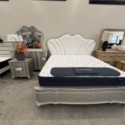 4 PC KING BEDROOM SET 