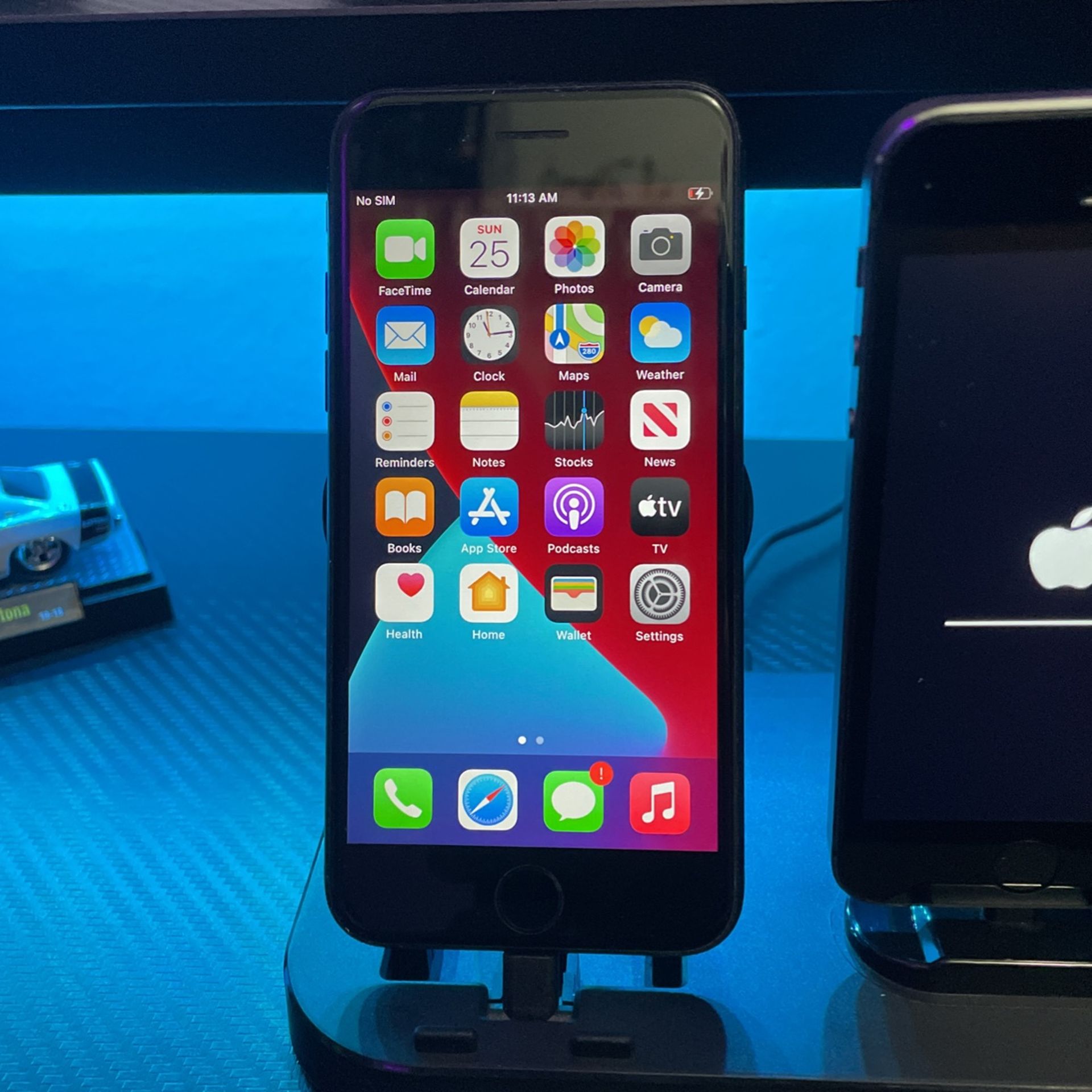 iPhone 7 (UNLOCKED)
