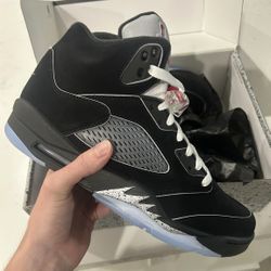 Jordan 5 Black Metallic 