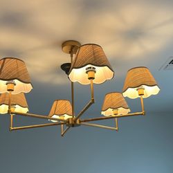 Chandelier 