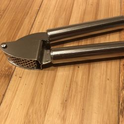 New Garlic Press