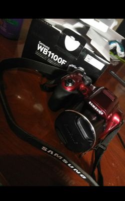 Samsung wb1100f Camera red