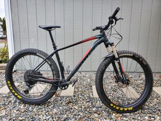 Hardtail 2016 Specialized Fuse 6fattie Text_set_value: Specialized