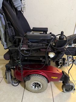Invacare Pronto M51 Power Wheelchair