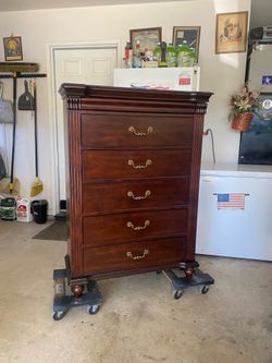 6 Drawer Dresser