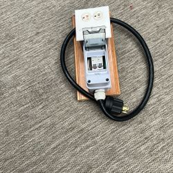 240 V Power Supply With Breaker Panel