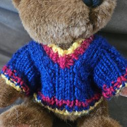 Vintage Stuffed Bear 🧸 With Blue Knit Sweater 6" tall made by Hugfun
