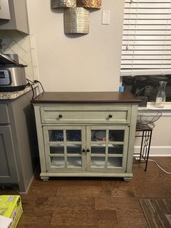 Rustic look cabinet