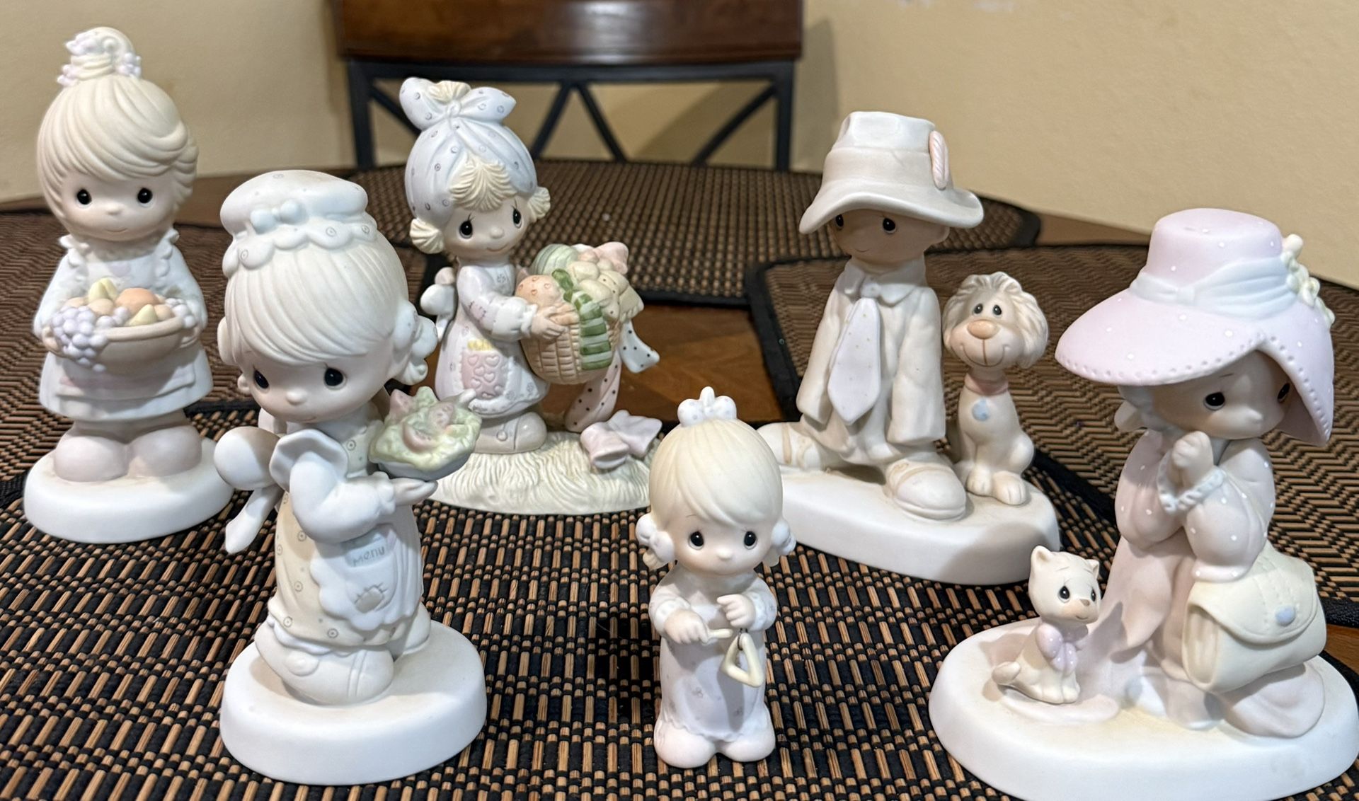 Precious  Moments Figures 