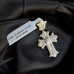 Cross Pendant - Natural Diamonds 