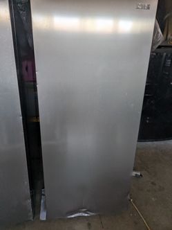 Brand New upright Freezer 7.1 cu ft