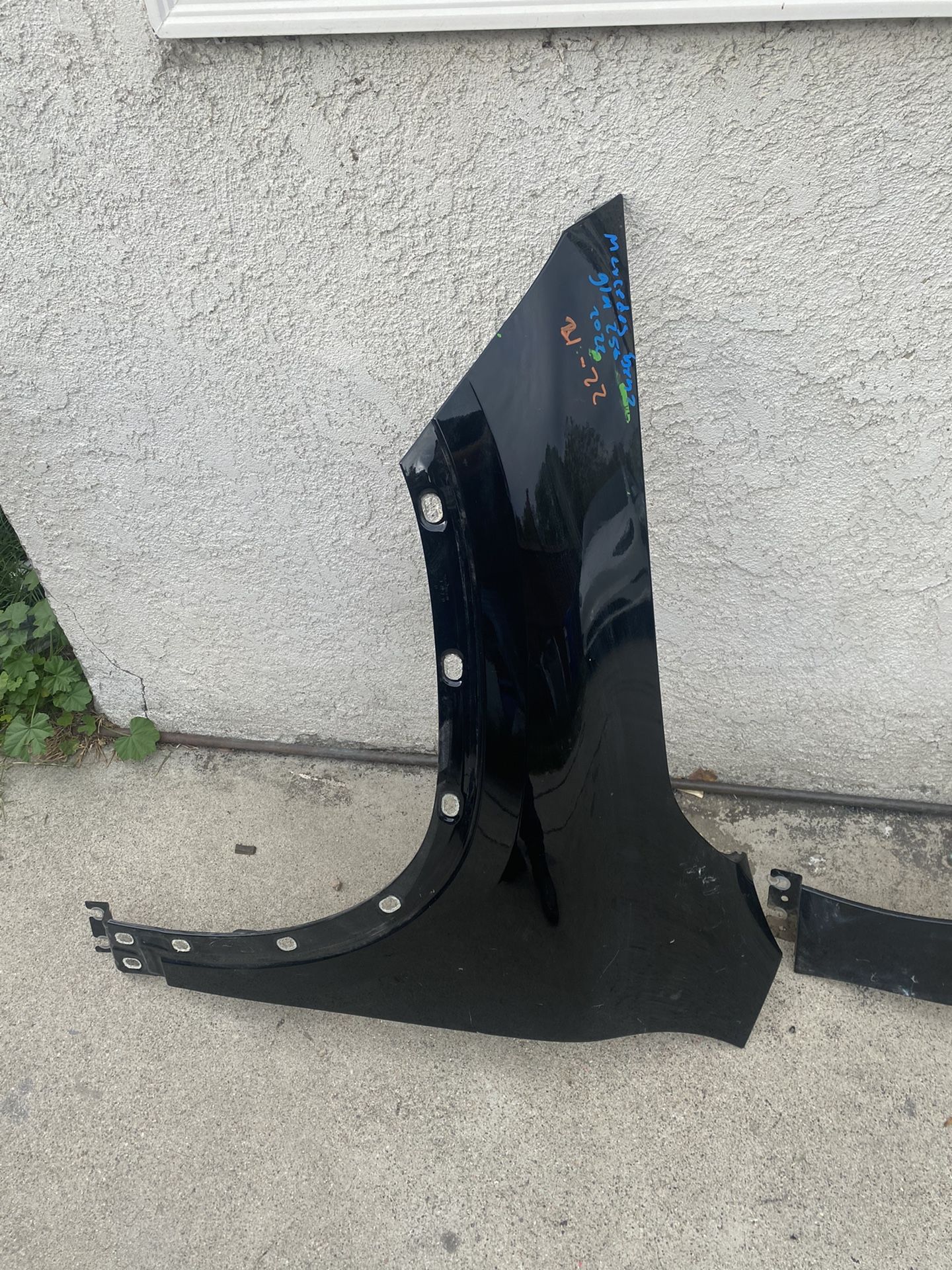 Mercedes Benz Gla(contact info removed) Fender