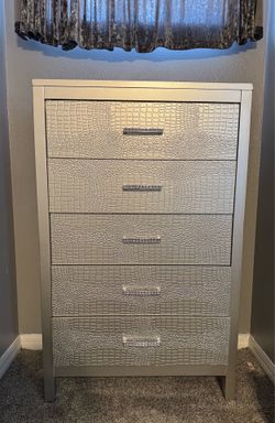 Olivet Silver Embossed 5 drawer chest
