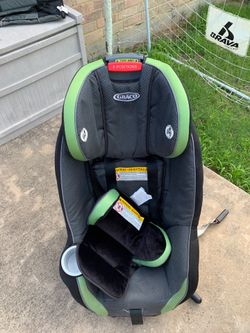 Baby Graco car seat
