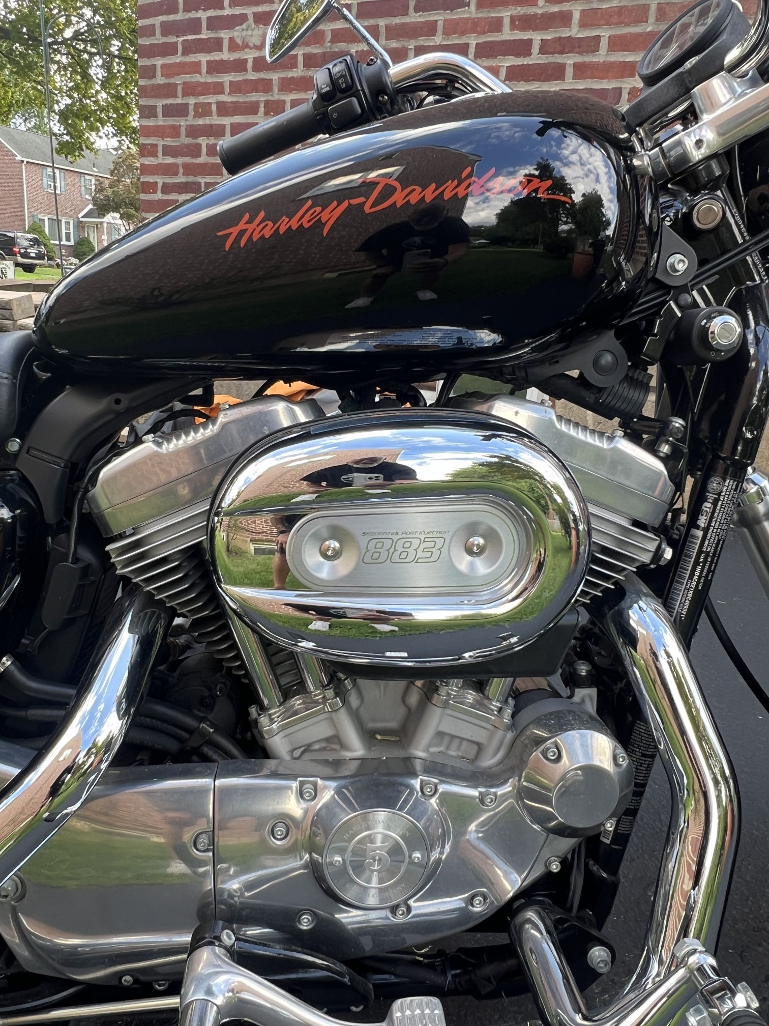 2011 Harley Davidson 883