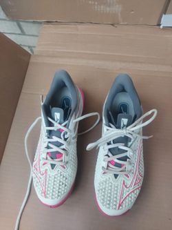 Mizuno Enerzy Wave Exceed Tour 6 Women's Court Sneakers Shoes Size 8.5