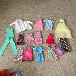 Barbie Clothes Bundle 