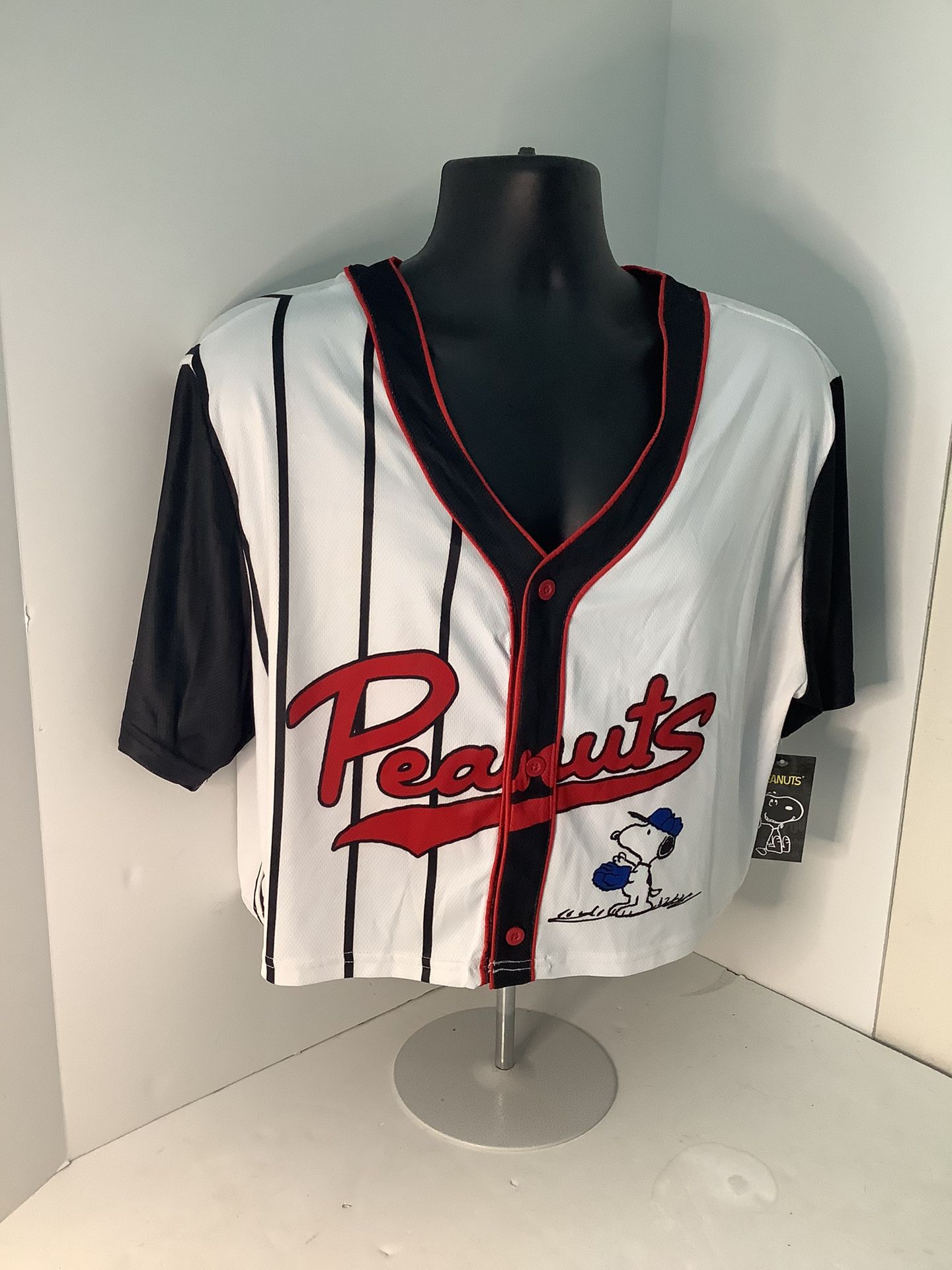 New Womens 2XL Peanuts Crop Baseball Fashion Jersey for Sale in La Marque,  TX - OfferUp