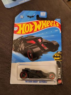 Hot Wheels The Dark Knight Batmobile