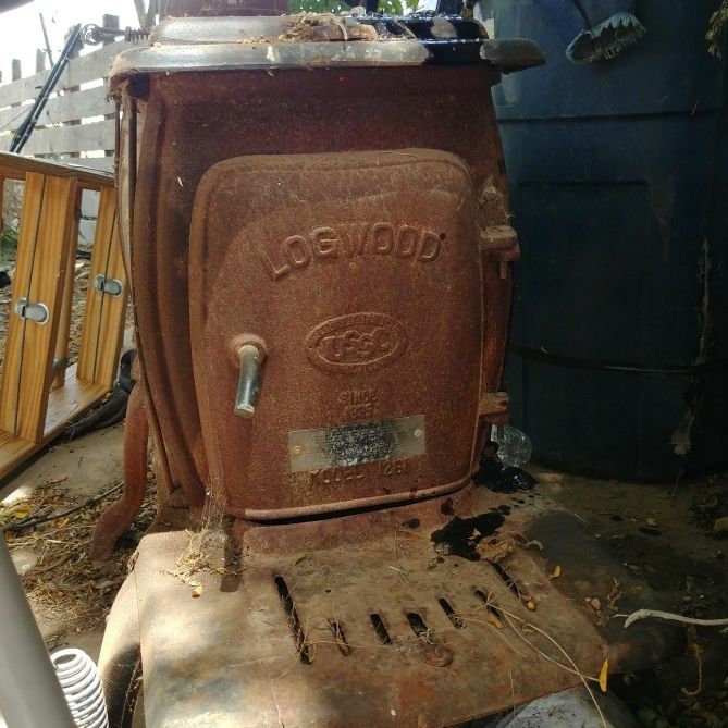 Log Wood Model 1261 Stove for Sale in Amarillo, TX - OfferUp