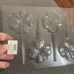 4 Leaf Clover Chocolate Mold - -NEW