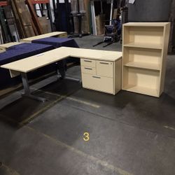 Teknion Office Desk Set-ups! We Have Two Different Configurations Available! We Also Have Monitor Arms And Chairs Available!