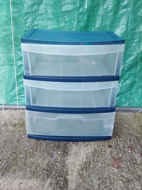 Sterolite: 3 Drawer Plastic Storage Bin.
