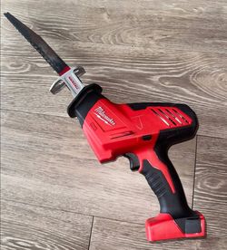 Milwaukee 2625-20 M18 18V Hackzall Reciprocating Saw Tool Only w/ Blade