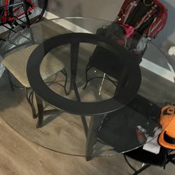 Glass Round Table W chairs 