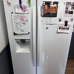 Refrigerator 