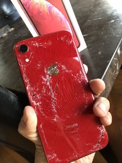 Used iPhone XR 64GB won’t start don’t know!