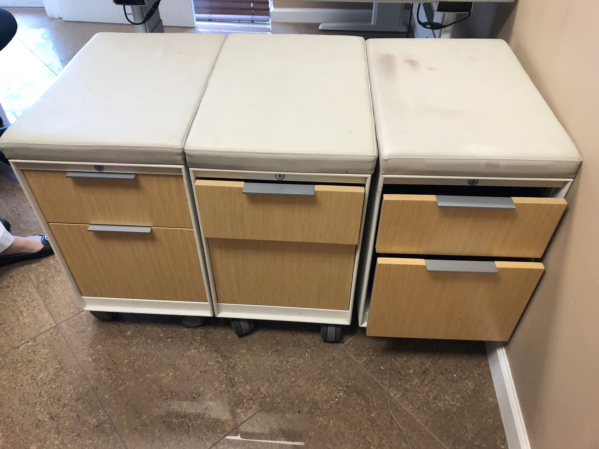 5 Moving Filing Cabinets