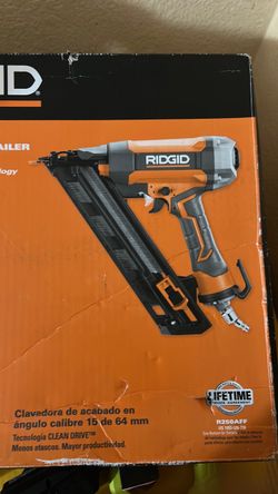 Ridgid 15 gauge 2-1/2 in. Finish nailer