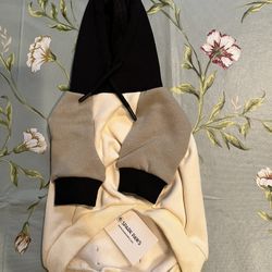 Brand New Spark Paws Doggie Sweatshirt with Hoodie (Cream/Black/Olive colored) Size Medium 