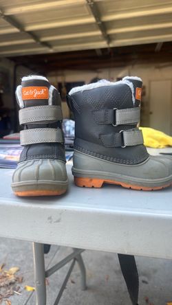 Snow boots toddler