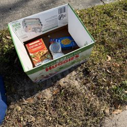 Curb Alert HARTland  Dr., New Port Richey @@@Not My House Canned And Boxed  Food Take It