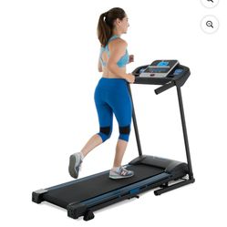 Xterra TR200 Treadmill (Almost new)
