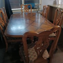 Dining Room Table 