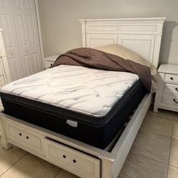 White distressed bedroom set with FULL size mattress